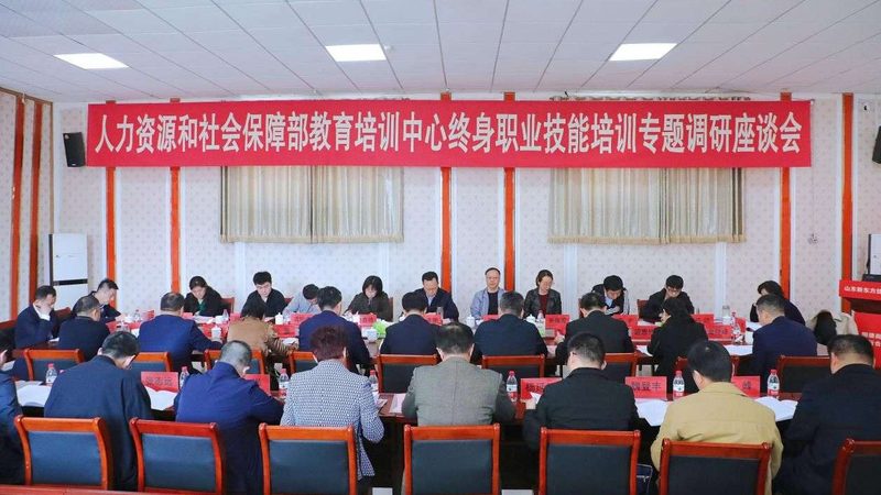 在家自学少儿编程具有以下优势：