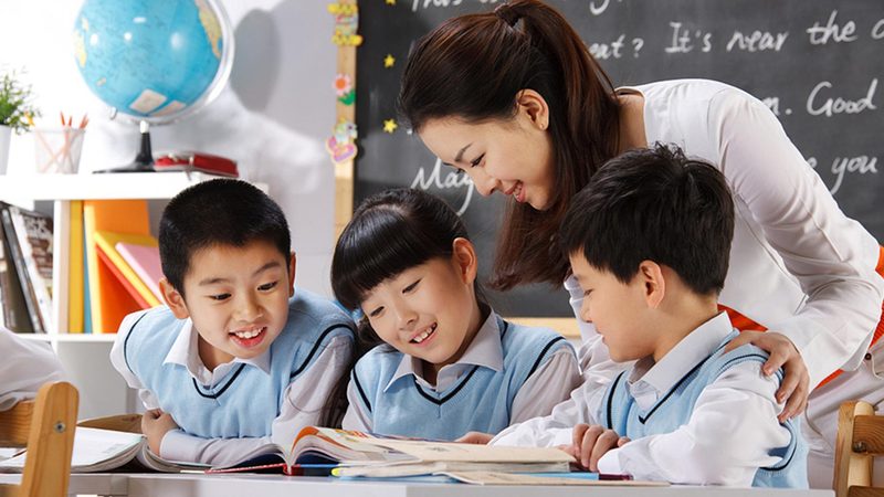 行业背景：学历提升需求旺盛，代理加盟市场潜力巨大